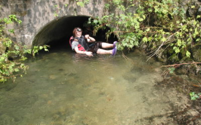 川と森で遊ぶ｜◉タイヤチューブで！真っ暗なトンネルのある川をアドベンチャー川下り